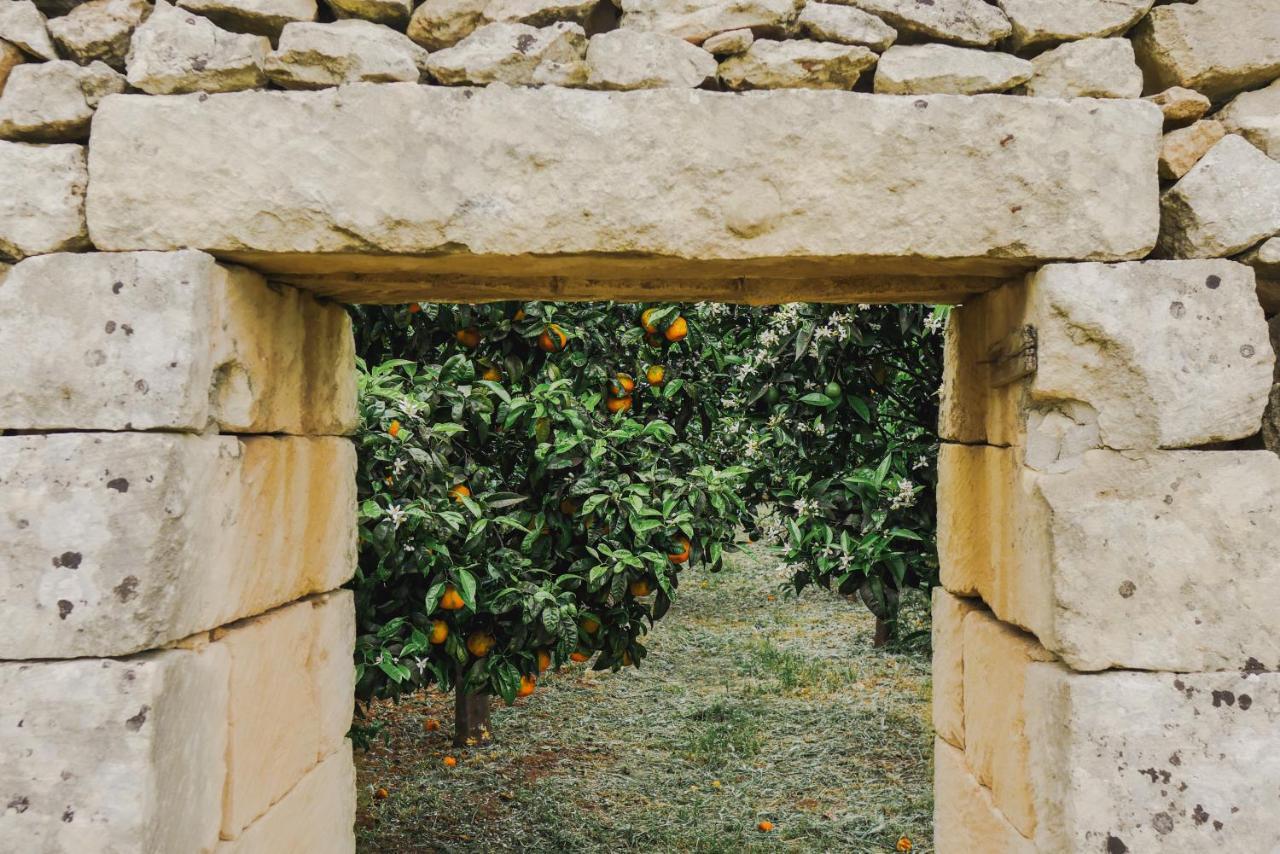 Bed and Breakfast Masseria Paralupi à Lecce Extérieur photo